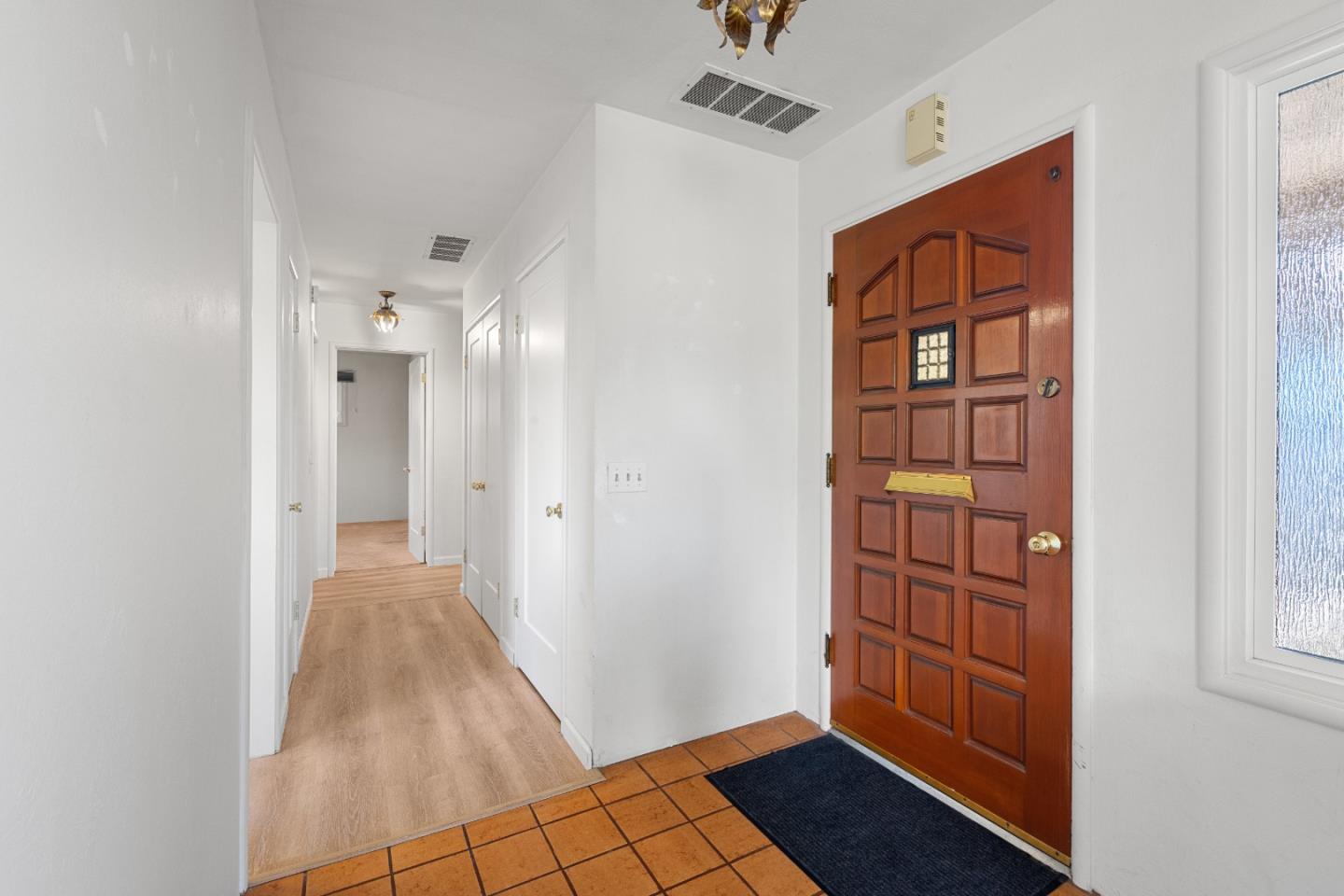 Detail Gallery Image 7 of 25 For 7 Setter Pl, Del Rey Oaks,  CA 93940 - 5 Beds | 2 Baths