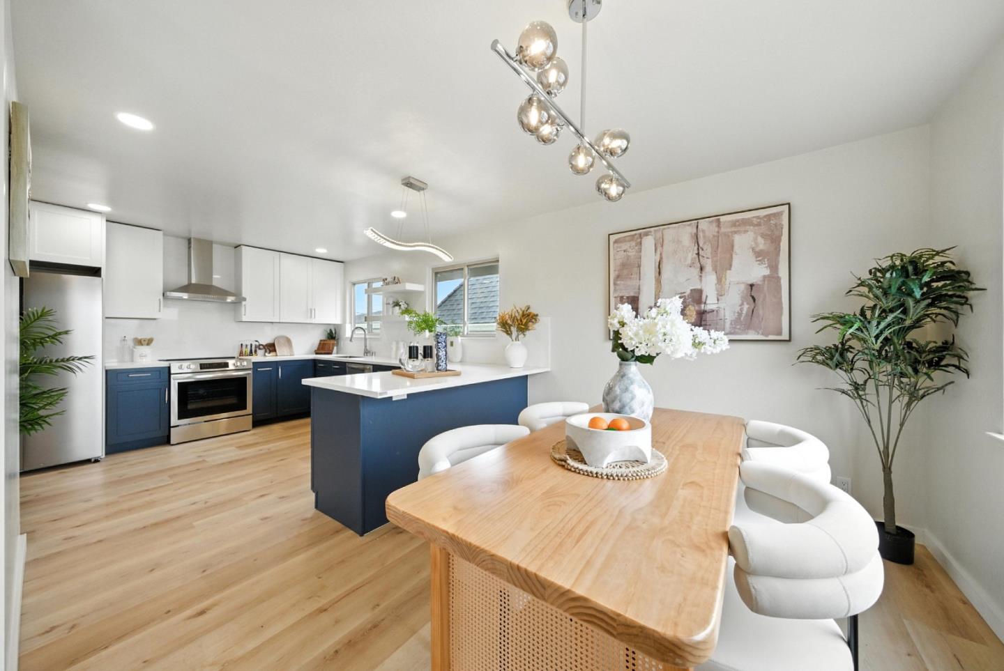 Detail Gallery Image 12 of 57 For 362 Lakeshire Dr, Daly City,  CA 94015 - 4 Beds | 2 Baths