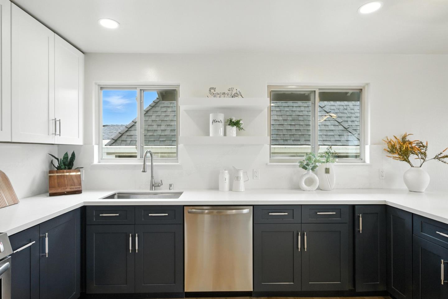 Detail Gallery Image 20 of 57 For 362 Lakeshire Dr, Daly City,  CA 94015 - 4 Beds | 2 Baths