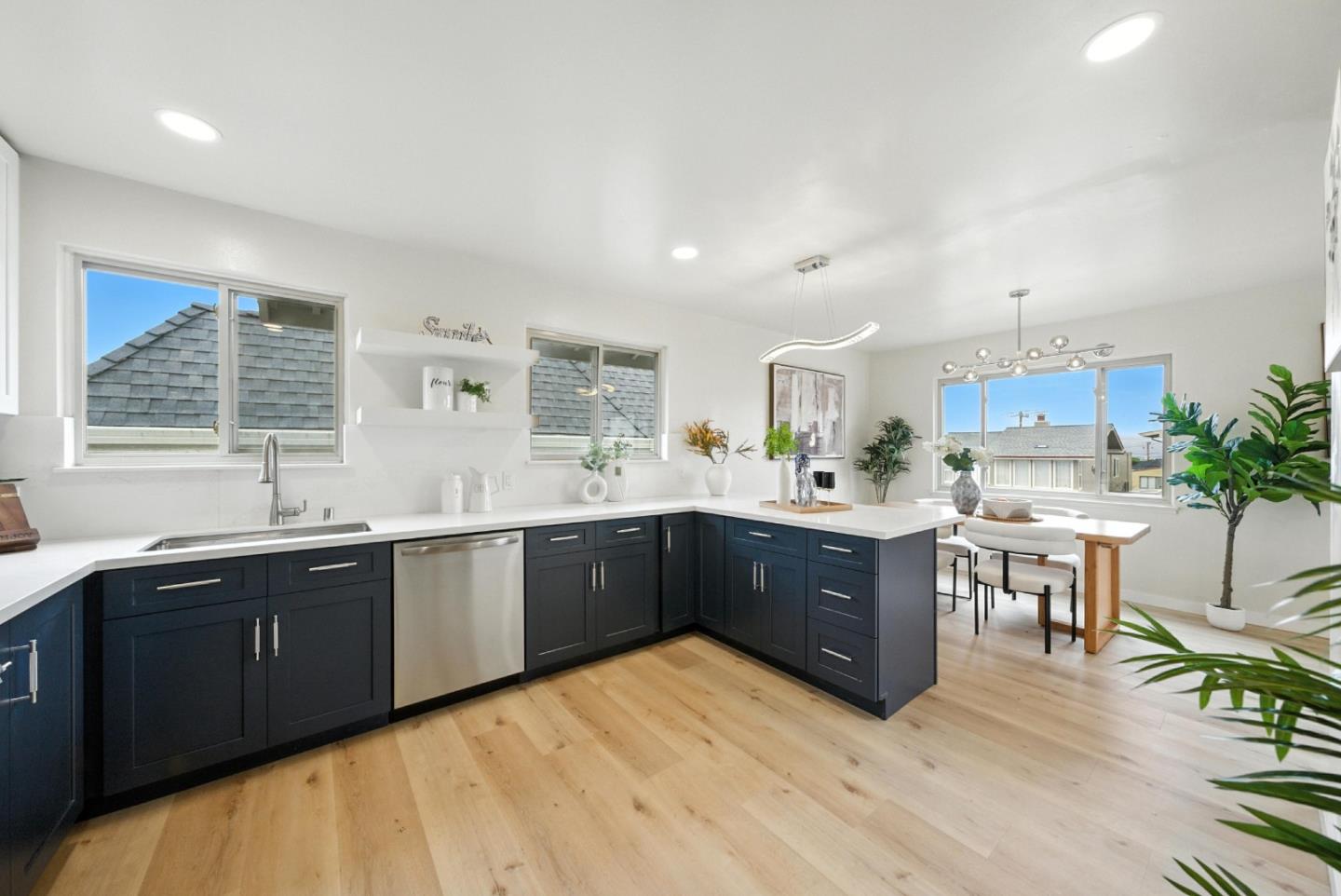 Detail Gallery Image 22 of 57 For 362 Lakeshire Dr, Daly City,  CA 94015 - 4 Beds | 2 Baths