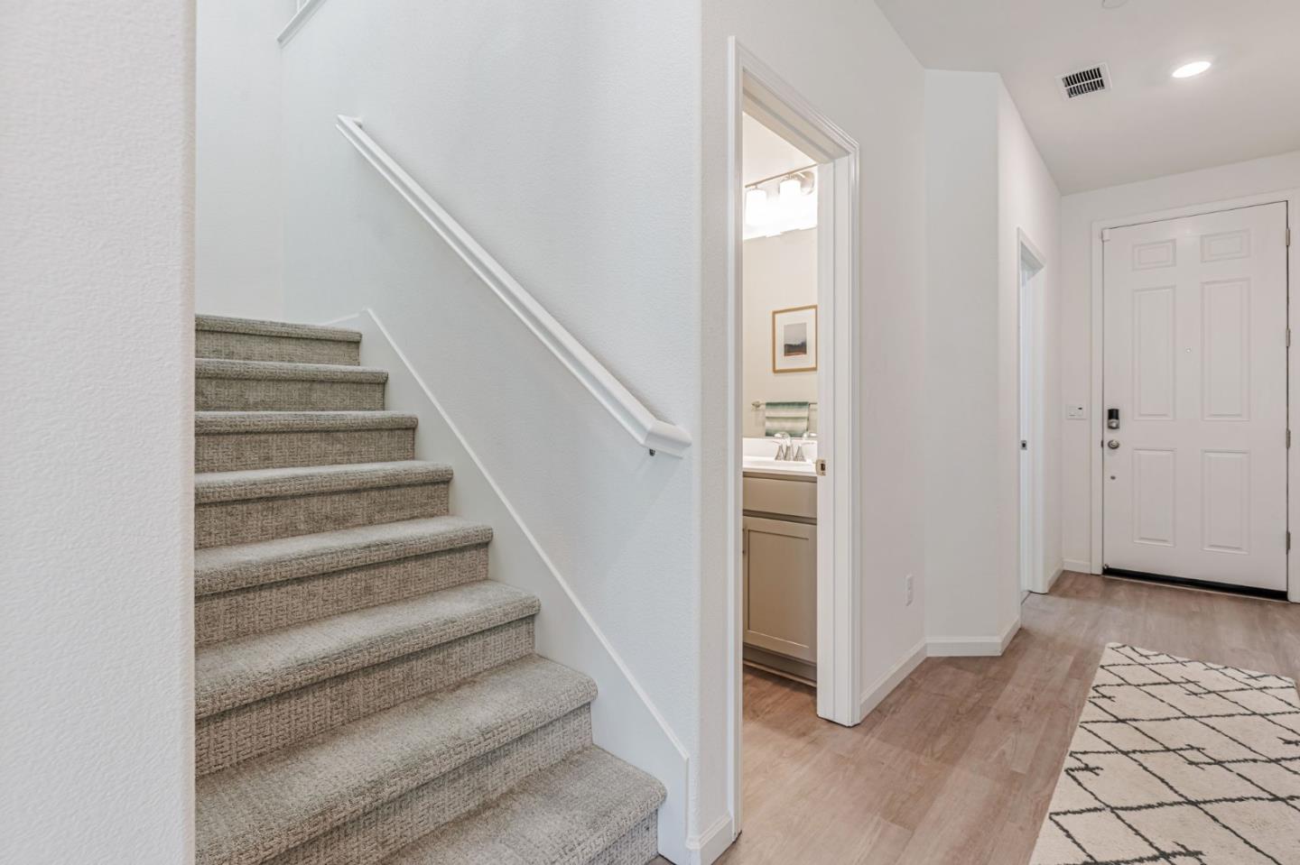 Detail Gallery Image 21 of 46 For 2041 Camden St, Hollister,  CA 95023 - 4 Beds | 3 Baths