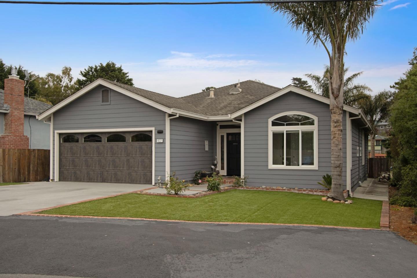 Detail Gallery Image 3 of 60 For 422 Montecito Ave, El Granada,  CA 94019 - 3 Beds | 2 Baths