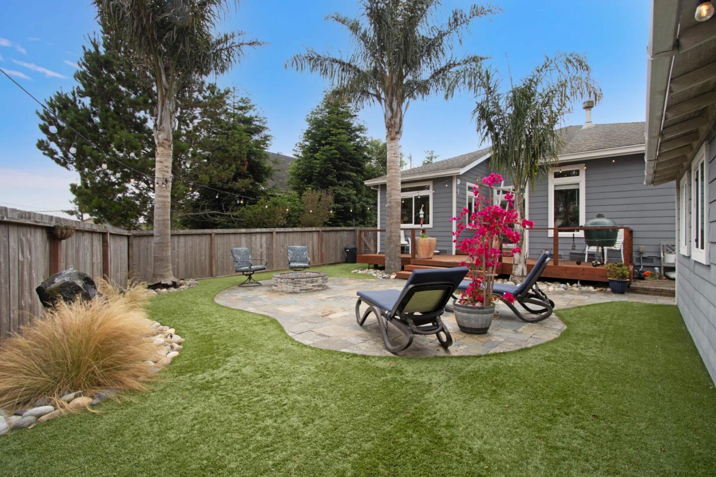 Detail Gallery Image 41 of 60 For 422 Montecito Ave, El Granada,  CA 94019 - 3 Beds | 2 Baths