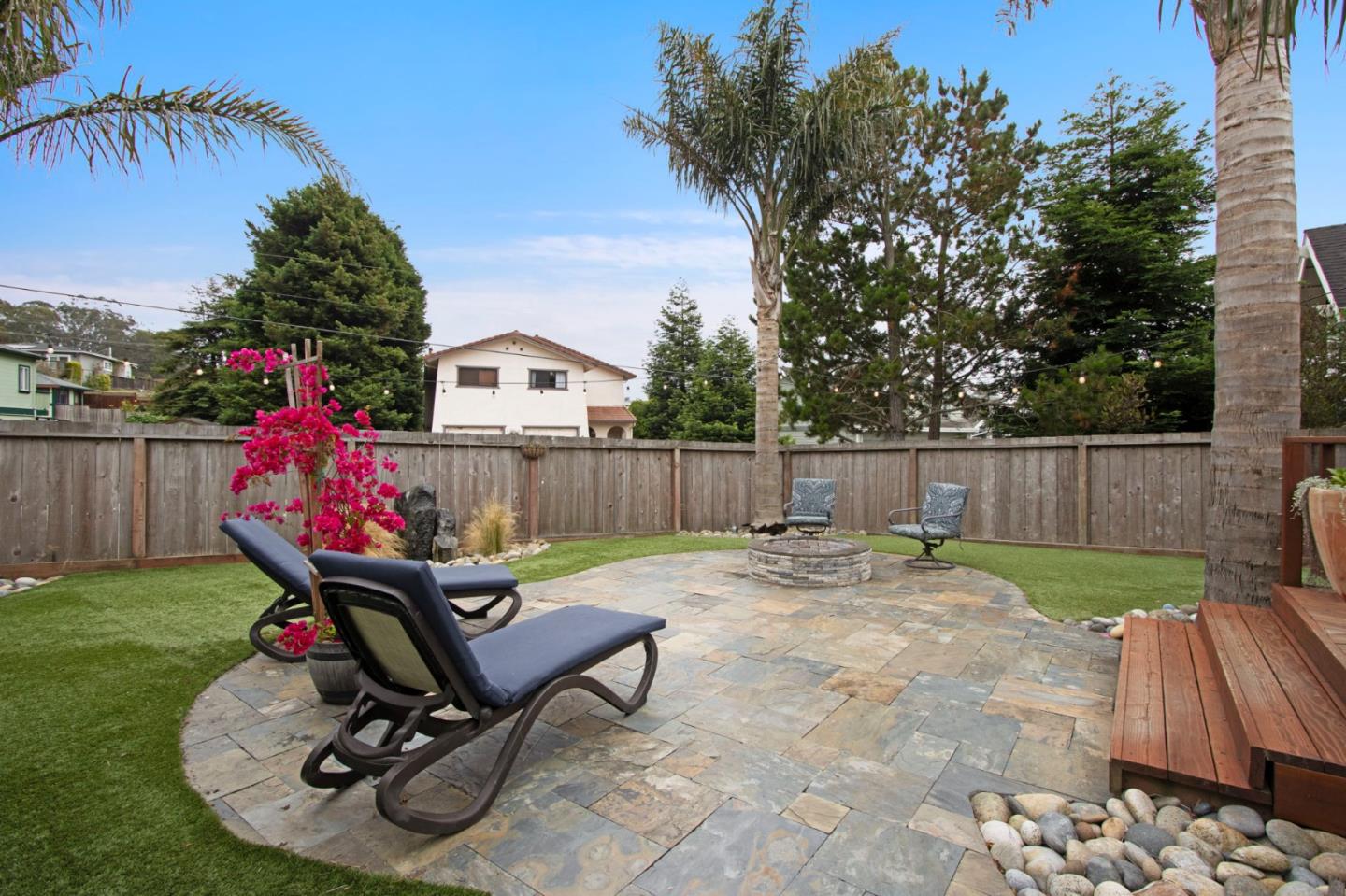 Detail Gallery Image 44 of 60 For 422 Montecito Ave, El Granada,  CA 94019 - 3 Beds | 2 Baths
