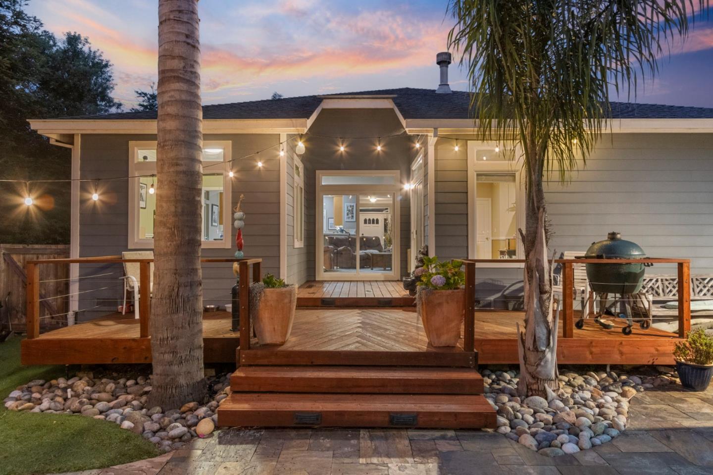 Detail Gallery Image 49 of 60 For 422 Montecito Ave, El Granada,  CA 94019 - 3 Beds | 2 Baths