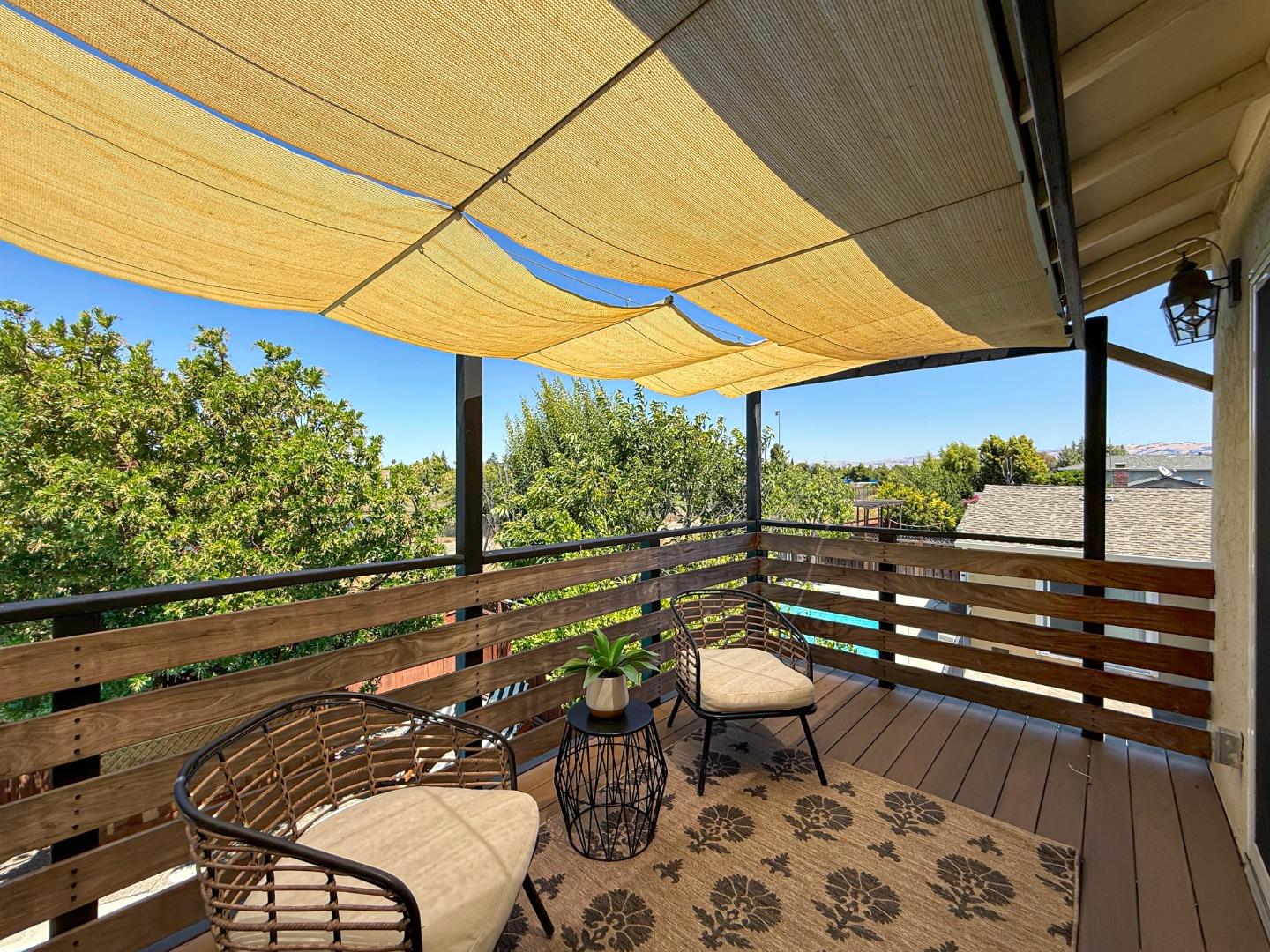 Detail Gallery Image 36 of 59 For 519 Suisse Dr, San Jose,  CA 95123 - 5 Beds | 3 Baths