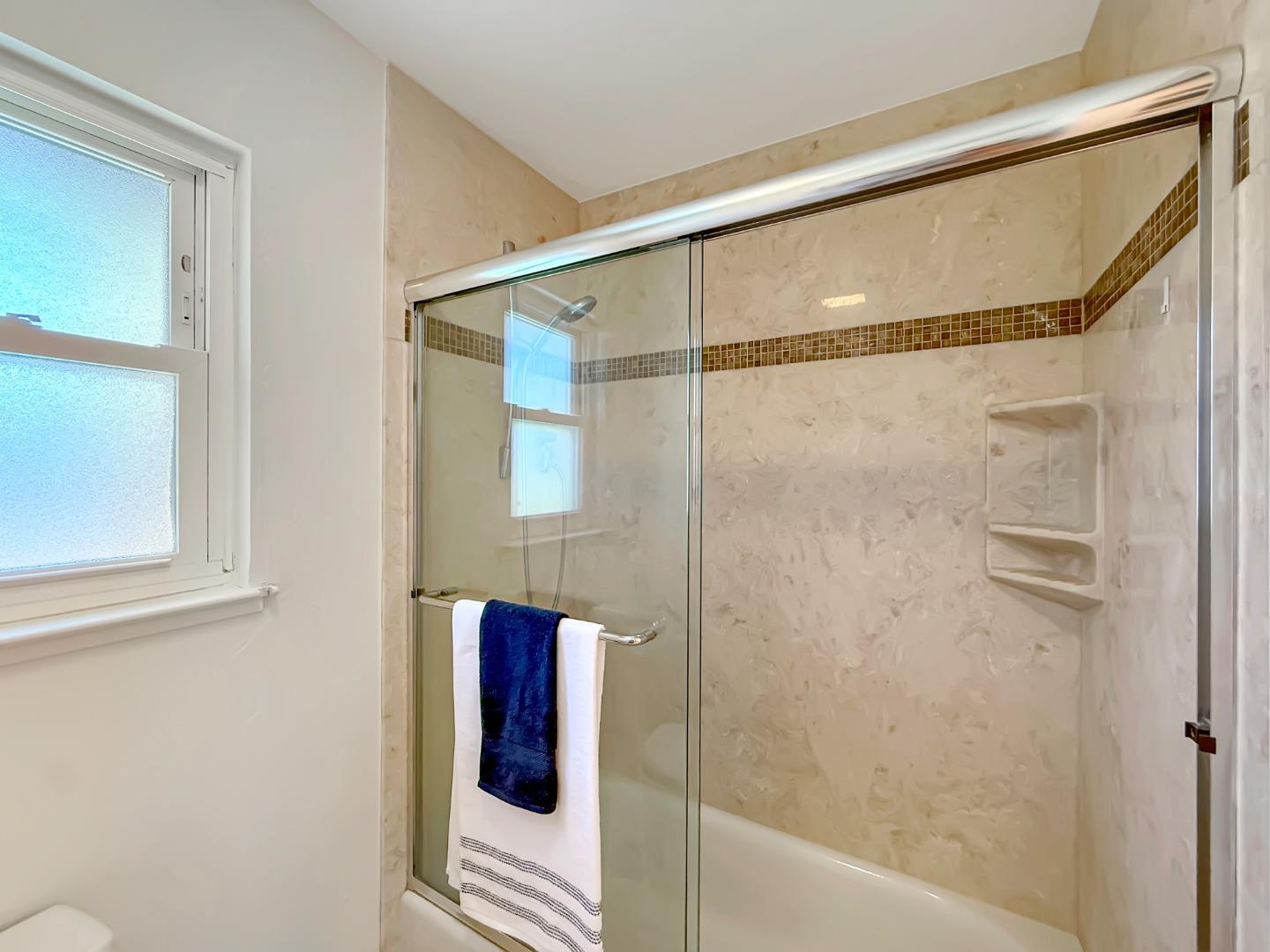 Detail Gallery Image 49 of 59 For 519 Suisse Dr, San Jose,  CA 95123 - 5 Beds | 3 Baths