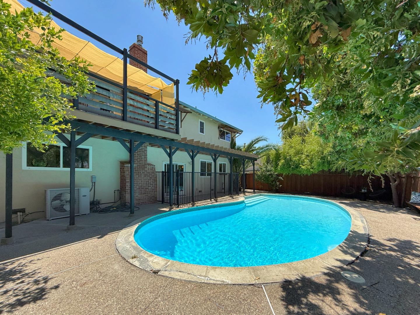 Detail Gallery Image 51 of 59 For 519 Suisse Dr, San Jose,  CA 95123 - 5 Beds | 3 Baths