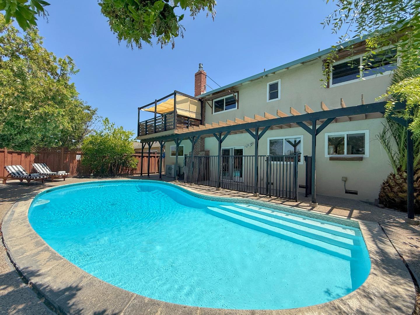 Detail Gallery Image 53 of 59 For 519 Suisse Dr, San Jose,  CA 95123 - 5 Beds | 3 Baths