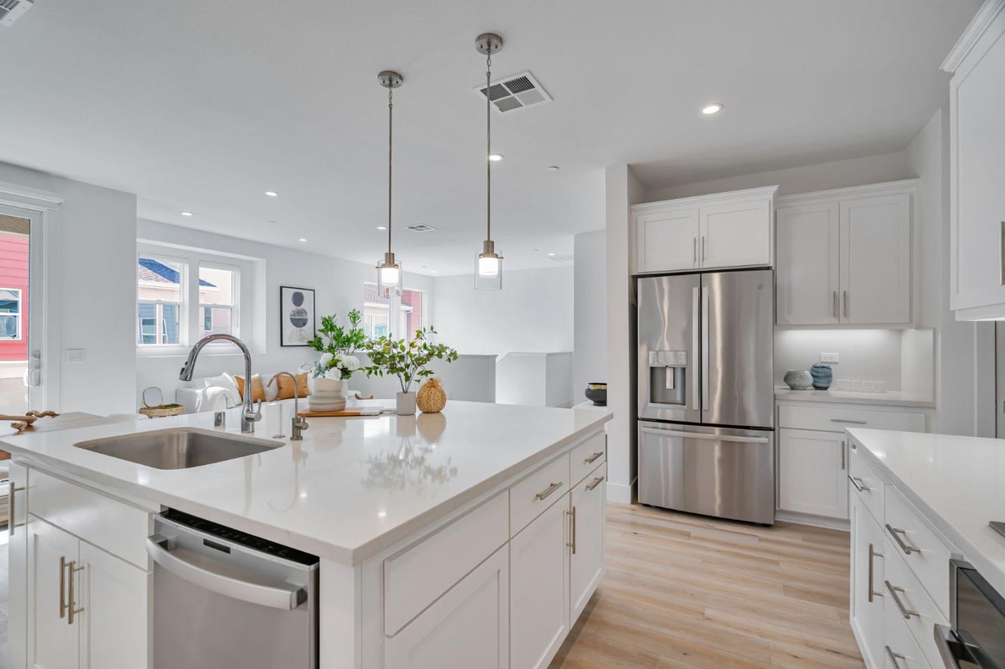 Detail Gallery Image 12 of 43 For 2930 Boyter Pl #106,  Santa Clara,  CA 95051 - 2 Beds | 2/1 Baths