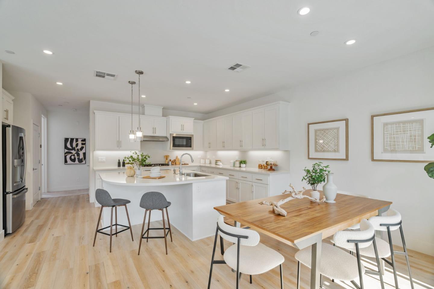 Detail Gallery Image 13 of 43 For 2930 Boyter Pl #106,  Santa Clara,  CA 95051 - 2 Beds | 2/1 Baths