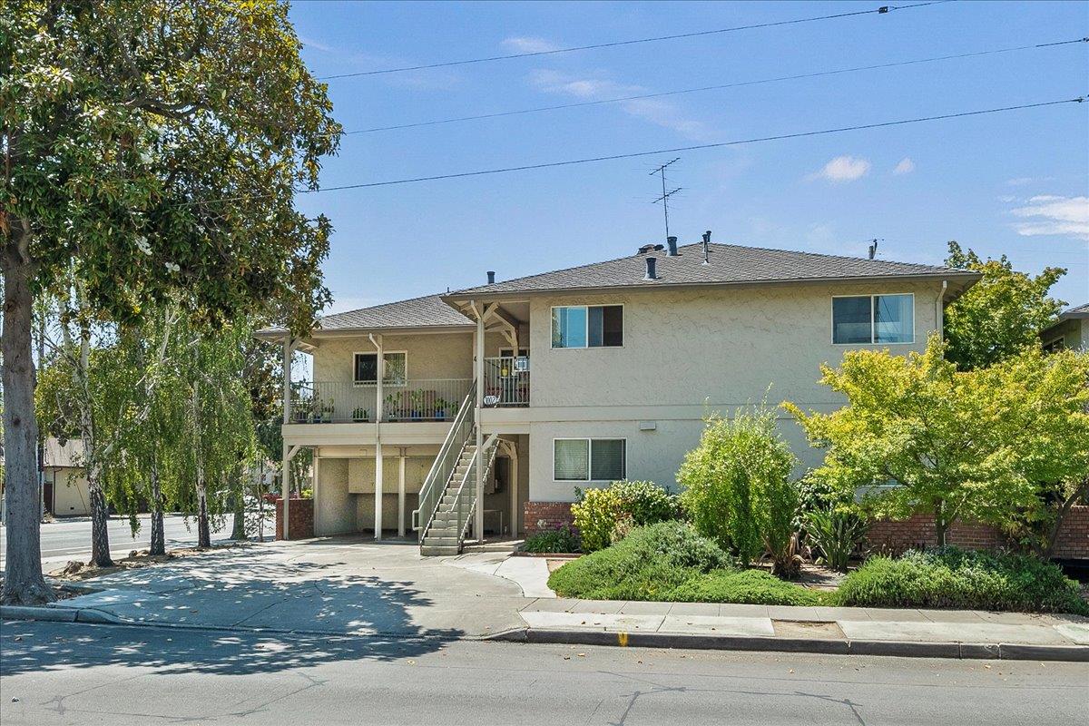 Detail Gallery Image 1 of 1 For 1002 W Iowa Ave, Sunnyvale,  CA 94086 - – Beds | – Baths