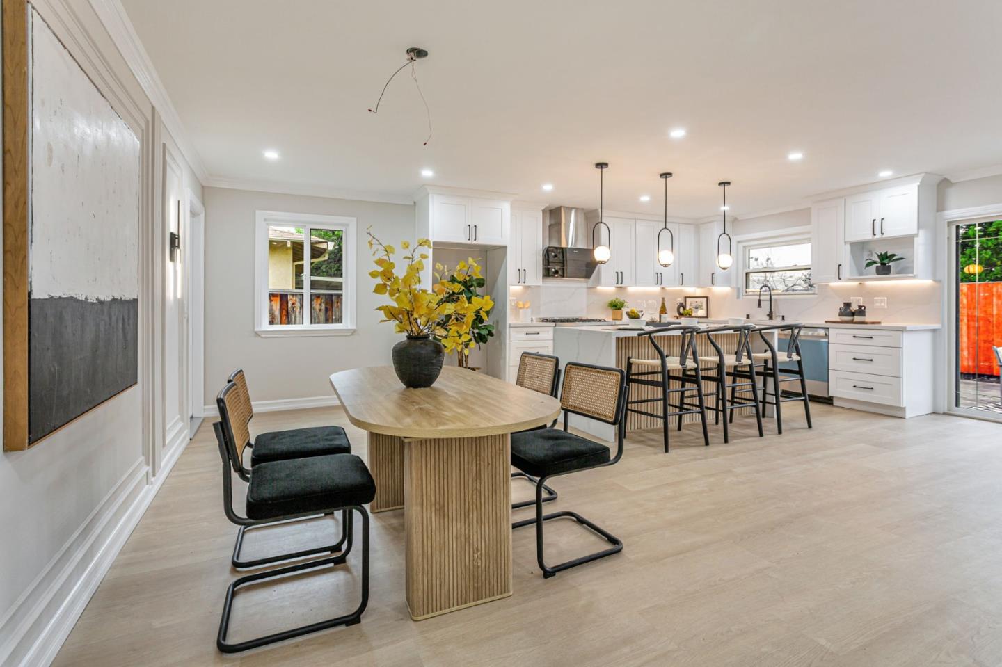 Detail Gallery Image 11 of 36 For 6883 Langmuir Ln, Dublin,  CA 94568 - 4 Beds | 2 Baths