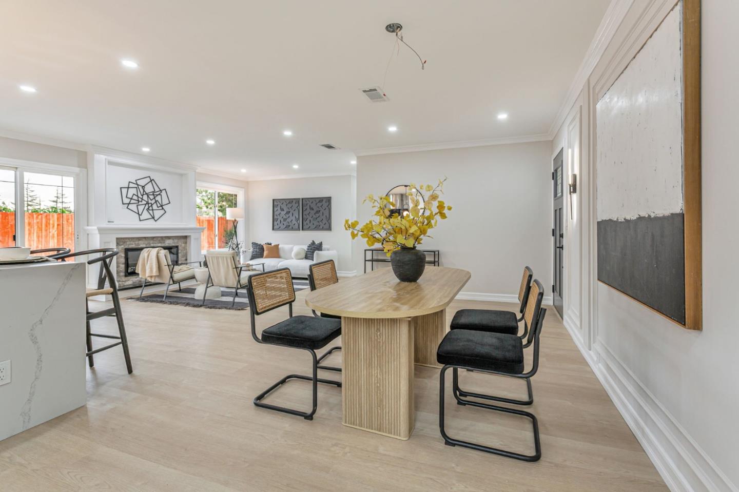 Detail Gallery Image 12 of 36 For 6883 Langmuir Ln, Dublin,  CA 94568 - 4 Beds | 2 Baths