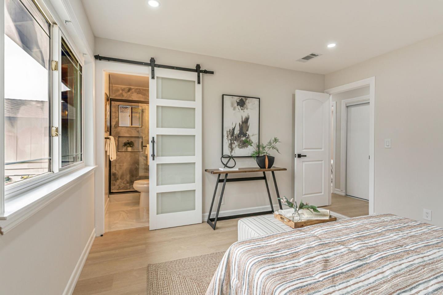 Detail Gallery Image 24 of 36 For 6883 Langmuir Ln, Dublin,  CA 94568 - 4 Beds | 2 Baths