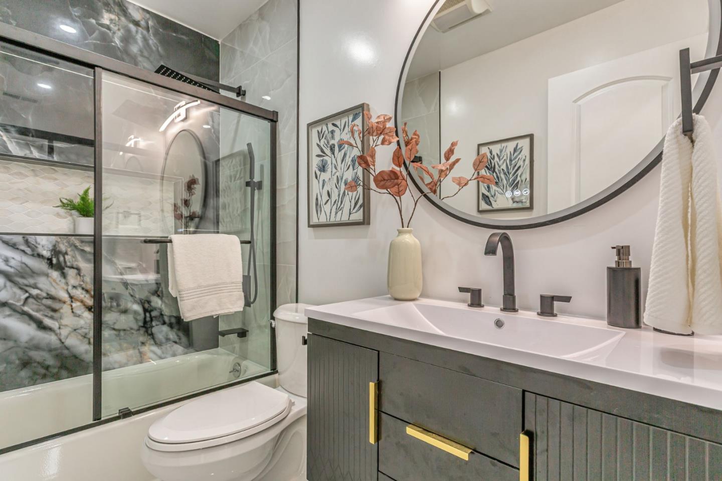 Detail Gallery Image 26 of 36 For 6883 Langmuir Ln, Dublin,  CA 94568 - 4 Beds | 2 Baths