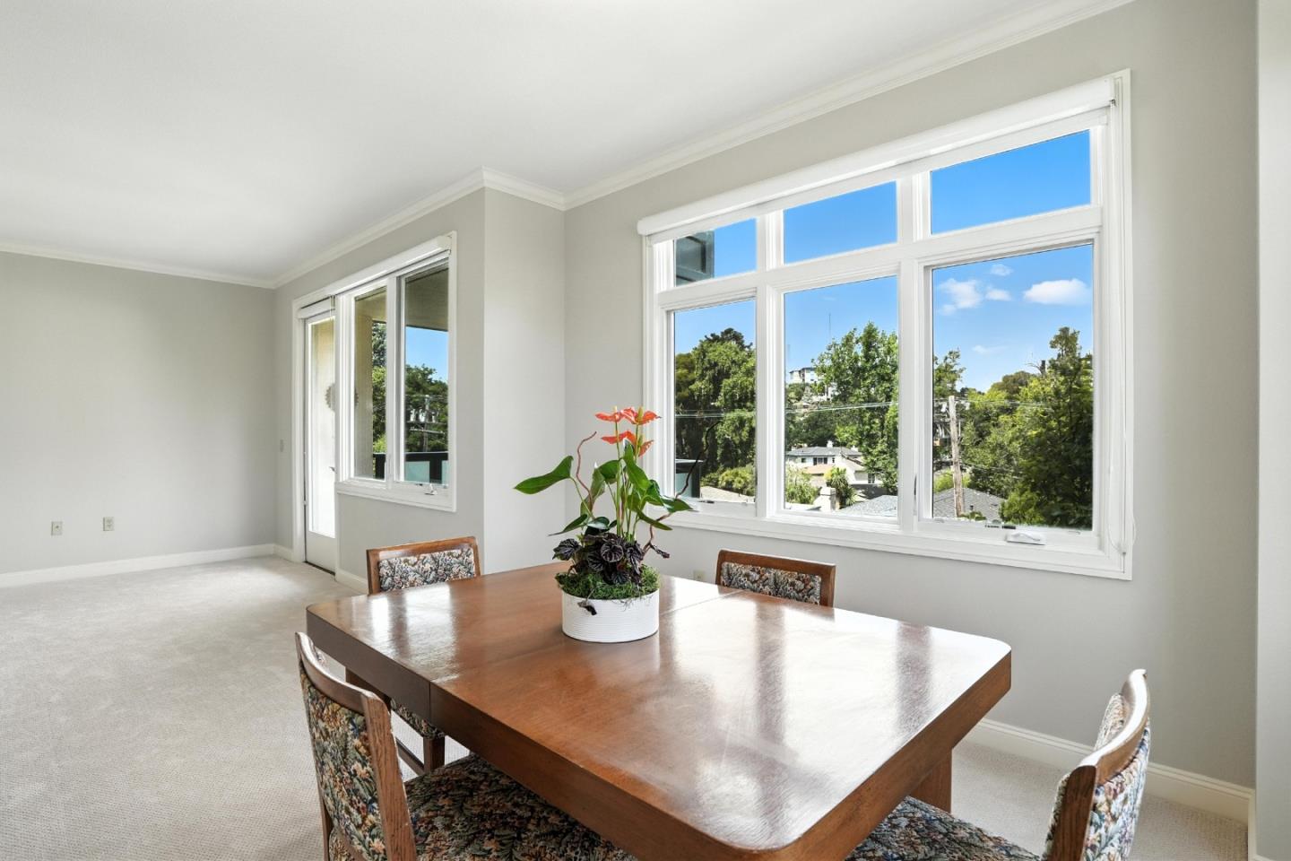 Detail Gallery Image 21 of 34 For 10 Crystal Springs Rd #2414,  San Mateo,  CA 94402 - 2 Beds | 2 Baths