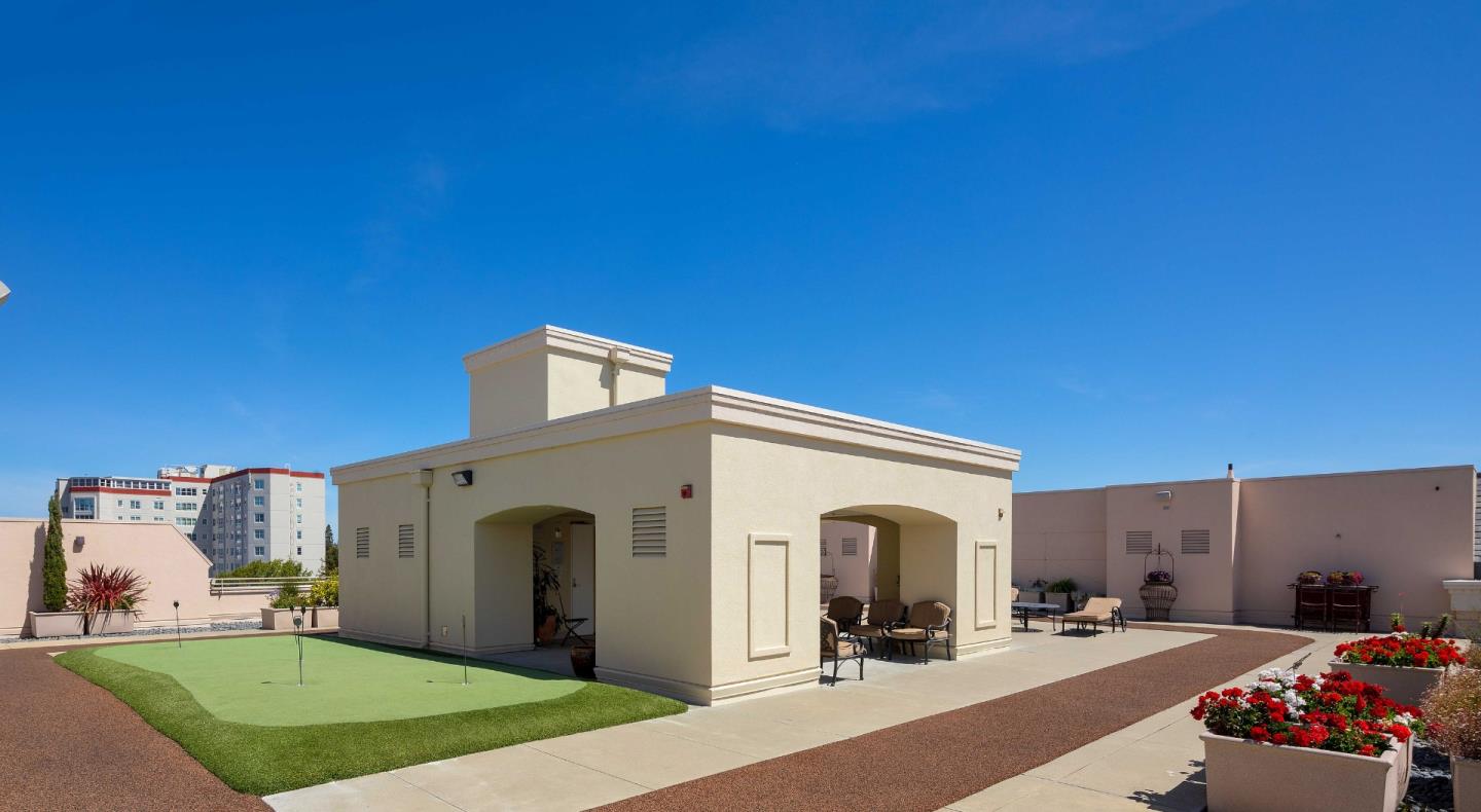 Detail Gallery Image 7 of 34 For 10 Crystal Springs Rd #2414,  San Mateo,  CA 94402 - 2 Beds | 2 Baths