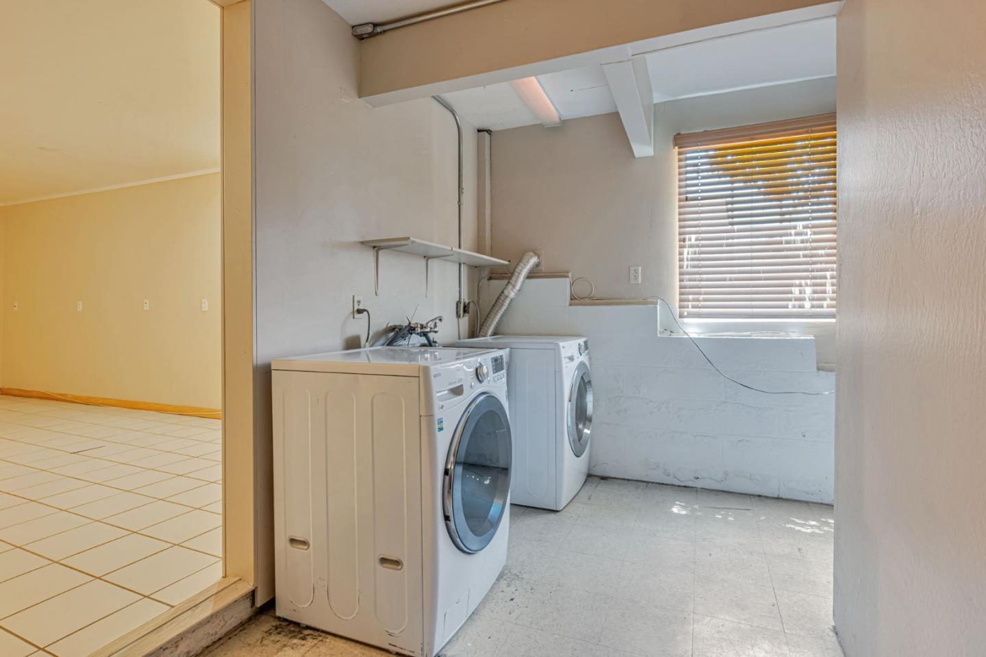Detail Gallery Image 32 of 38 For 16668 Winding Blvd, San Leandro,  CA 94578 - 3 Beds | 2 Baths