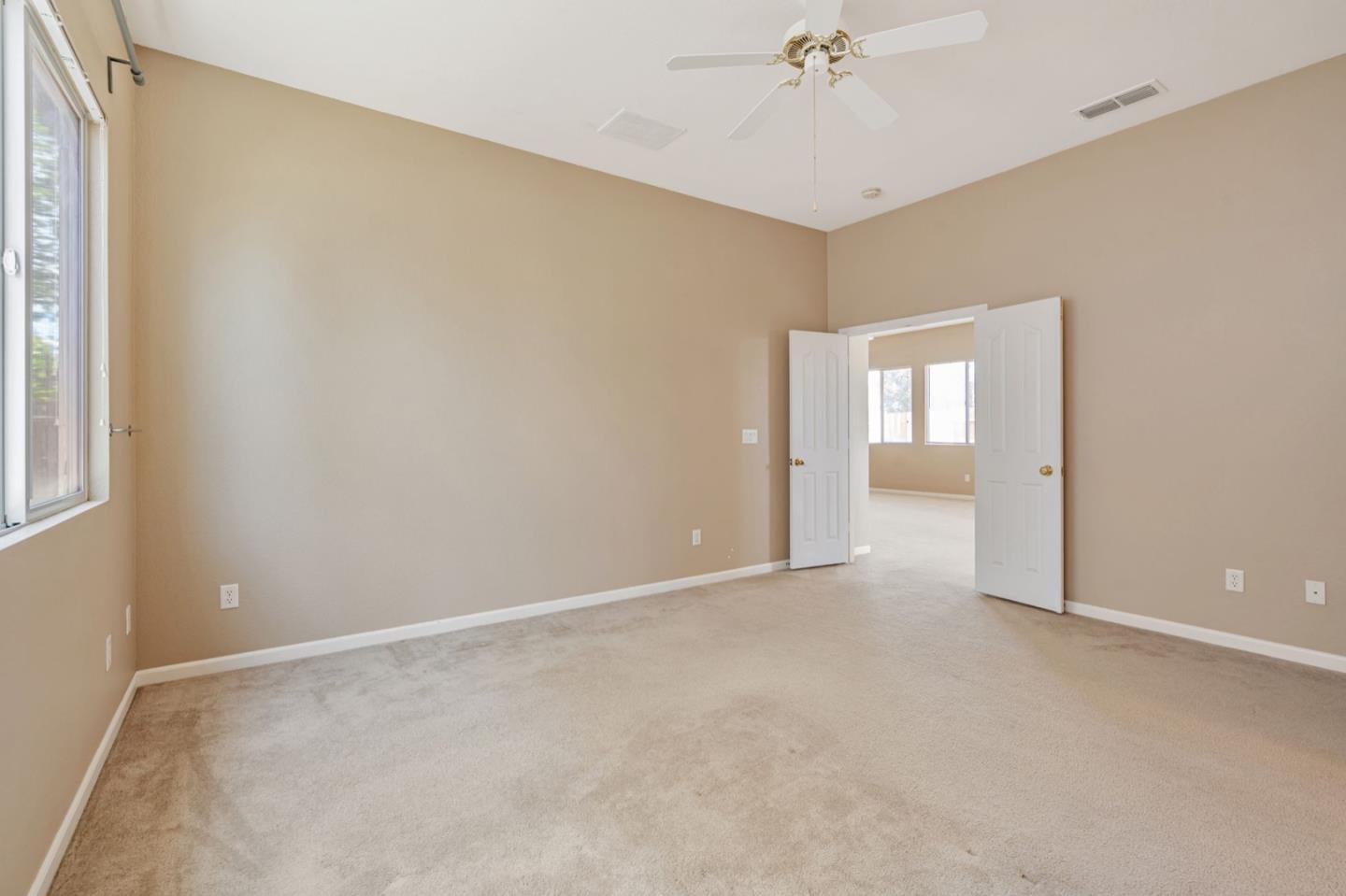Detail Gallery Image 13 of 34 For 1665 Youngstown Ln, Suisun City,  CA 94585 - 3 Beds | 2 Baths