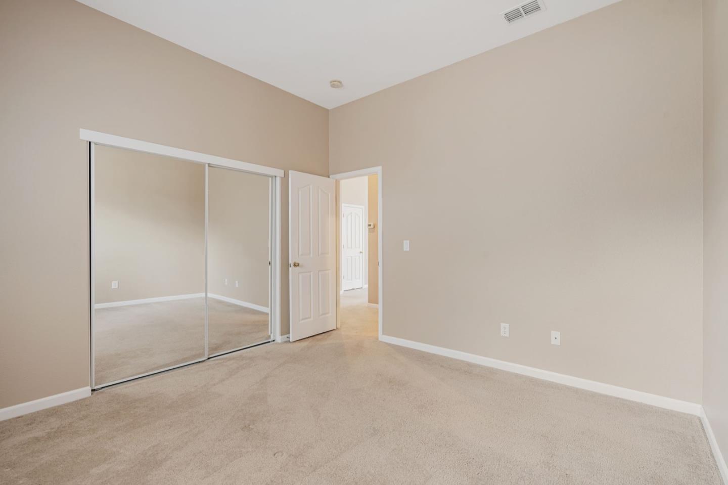 Detail Gallery Image 16 of 34 For 1665 Youngstown Ln, Suisun City,  CA 94585 - 3 Beds | 2 Baths