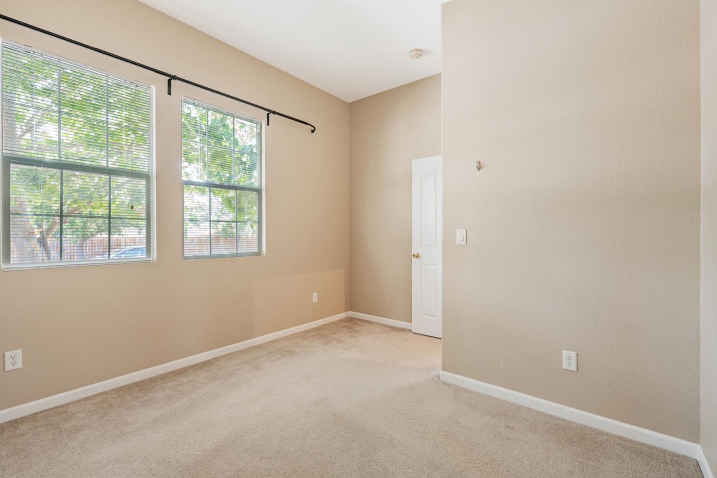 Detail Gallery Image 18 of 34 For 1665 Youngstown Ln, Suisun City,  CA 94585 - 3 Beds | 2 Baths