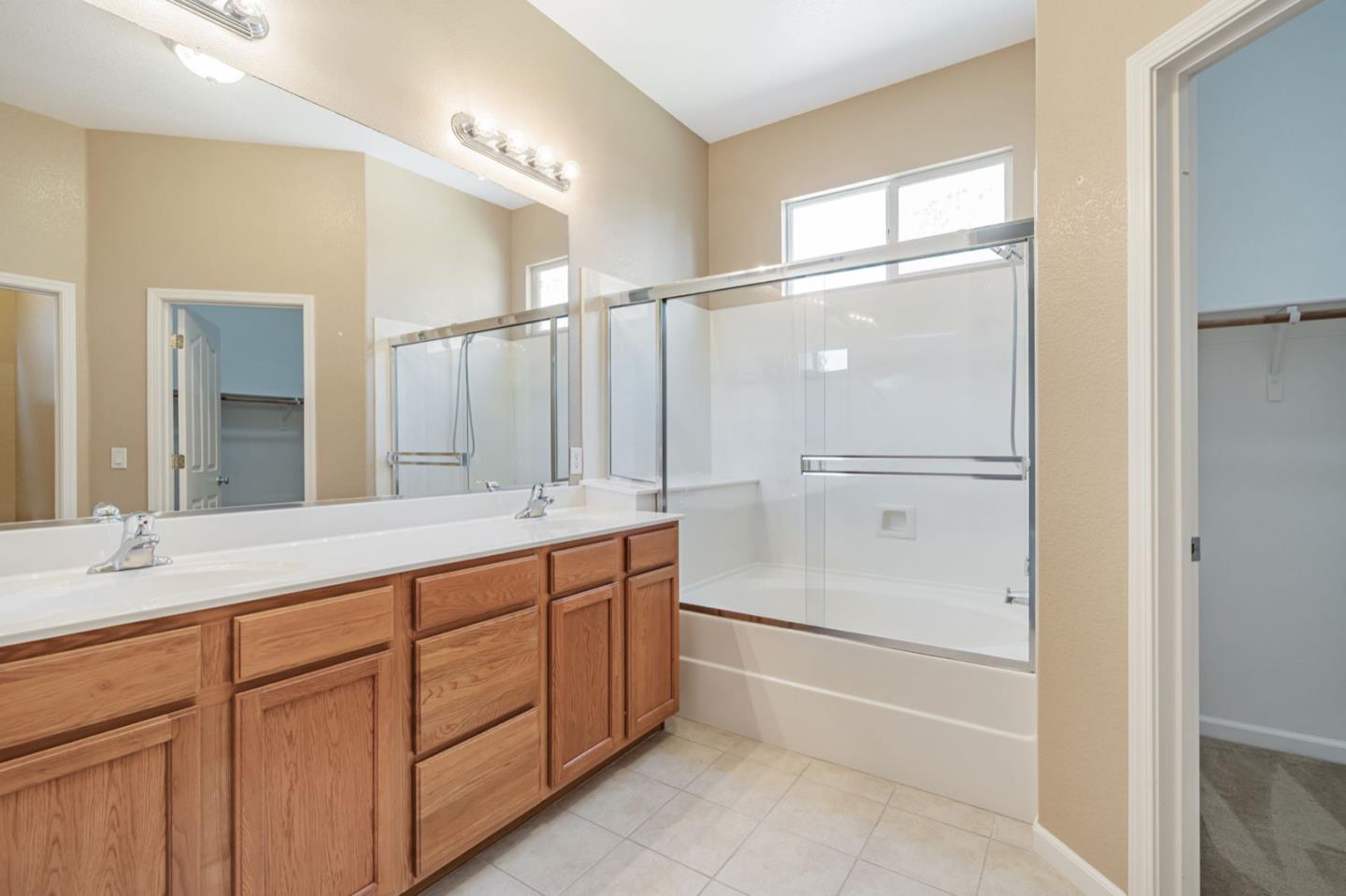 Detail Gallery Image 22 of 34 For 1665 Youngstown Ln, Suisun City,  CA 94585 - 3 Beds | 2 Baths
