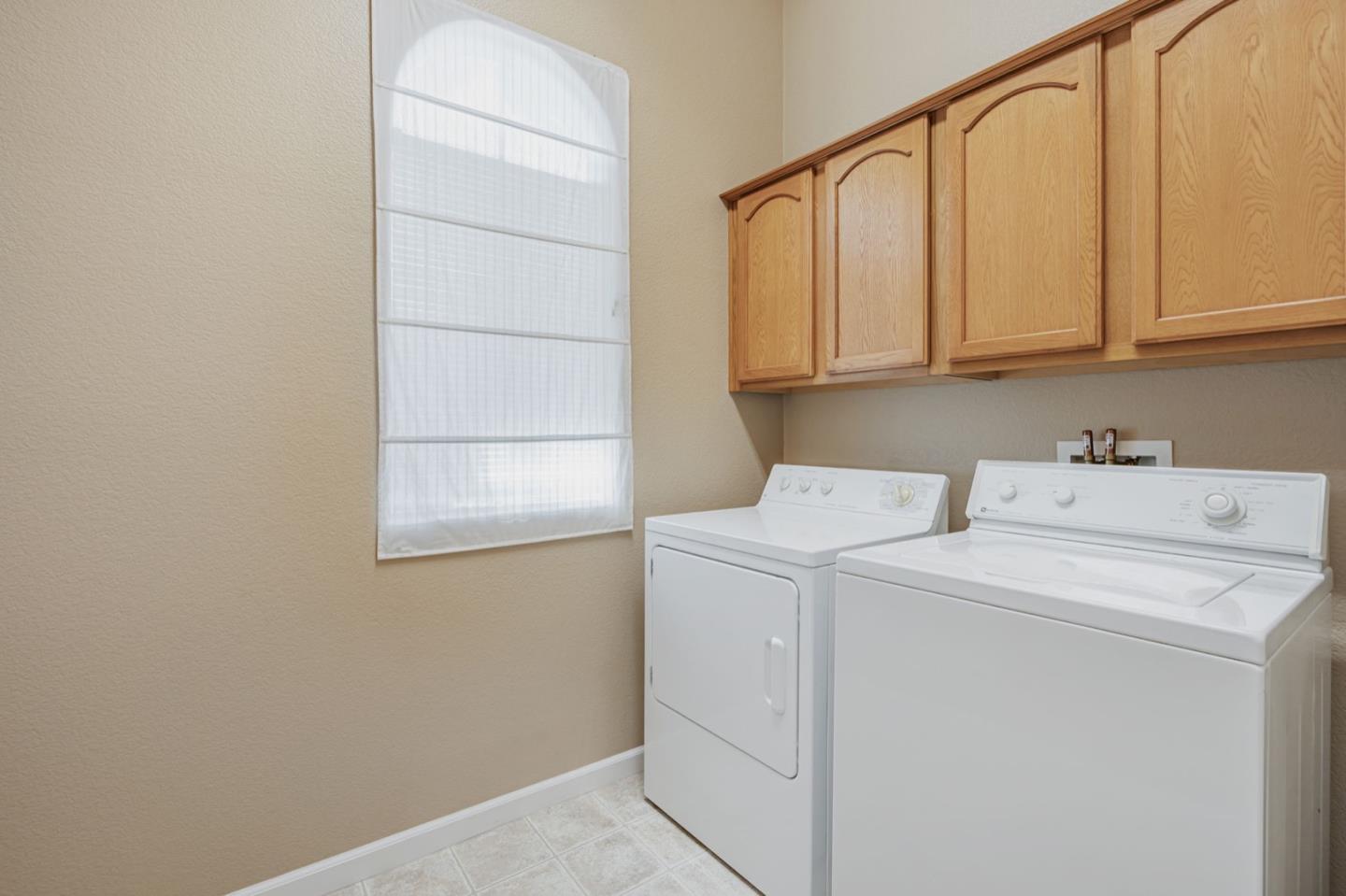 Detail Gallery Image 25 of 34 For 1665 Youngstown Ln, Suisun City,  CA 94585 - 3 Beds | 2 Baths