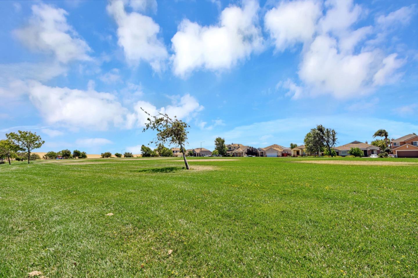 Detail Gallery Image 31 of 34 For 1665 Youngstown Ln, Suisun City,  CA 94585 - 3 Beds | 2 Baths