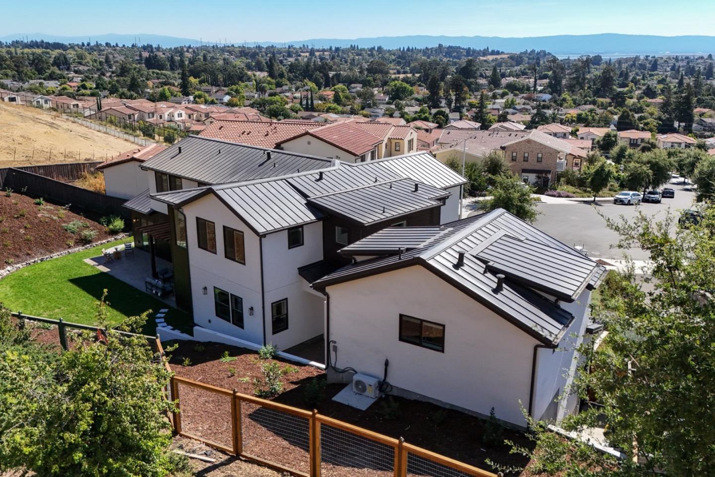 Detail Gallery Image 11 of 69 For 231/233 Cavalo Ct, Fremont,  CA 94539 - 6 Beds | 5/1 Baths