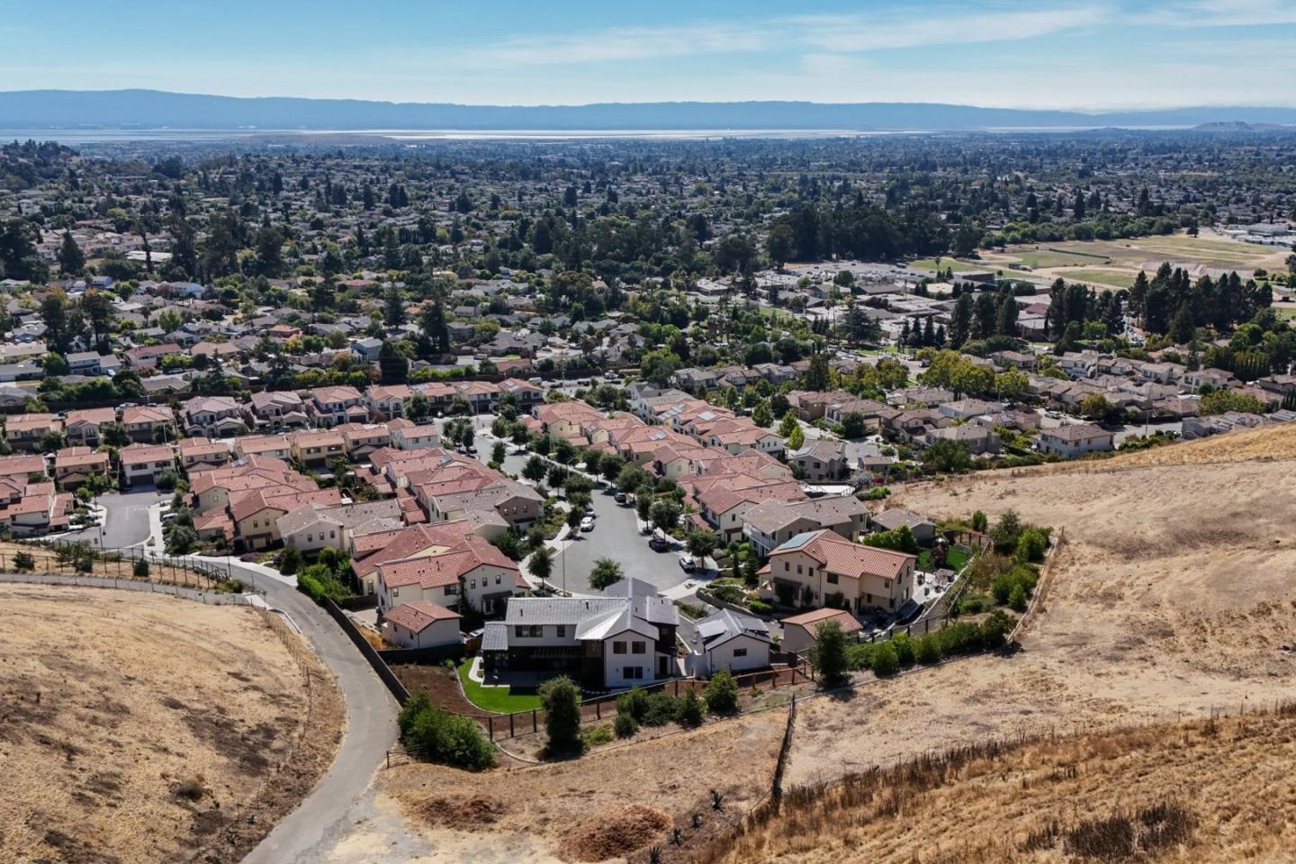 Detail Gallery Image 8 of 69 For 231/233 Cavalo Ct, Fremont,  CA 94539 - 6 Beds | 5/1 Baths