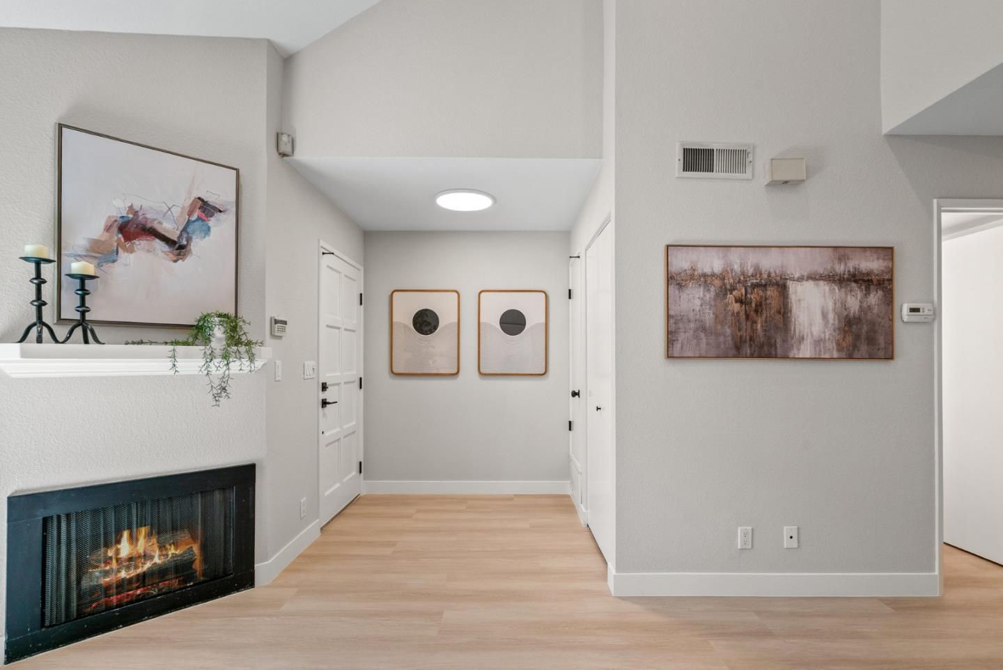 Detail Gallery Image 14 of 56 For 3179 Loma Verde Dr #2,  San Jose,  CA 95117 - 1 Beds | 1/1 Baths