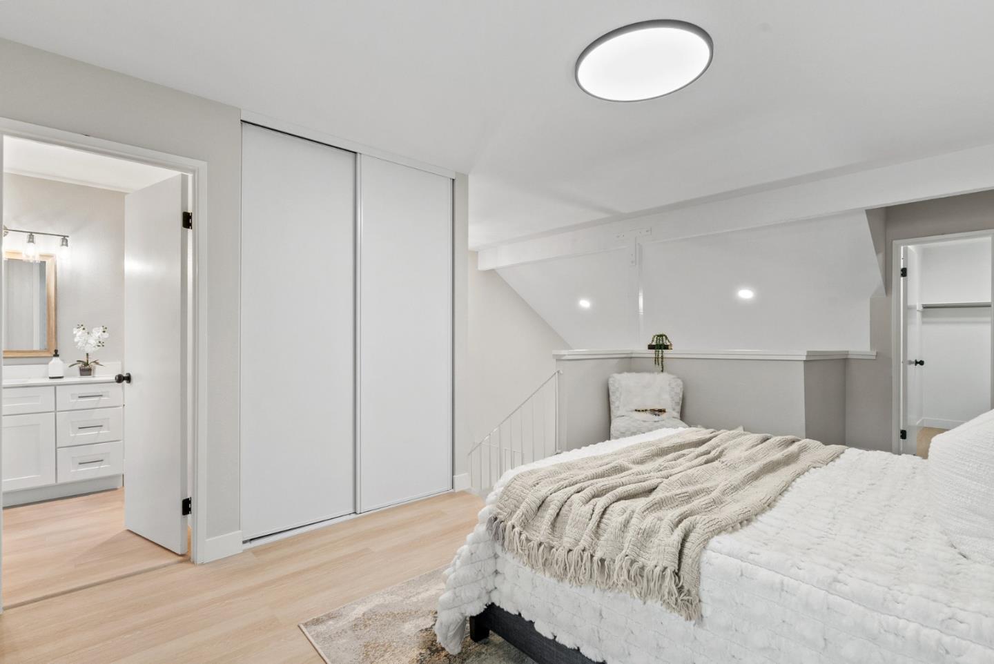 Detail Gallery Image 37 of 56 For 3179 Loma Verde Dr #2,  San Jose,  CA 95117 - 1 Beds | 1/1 Baths