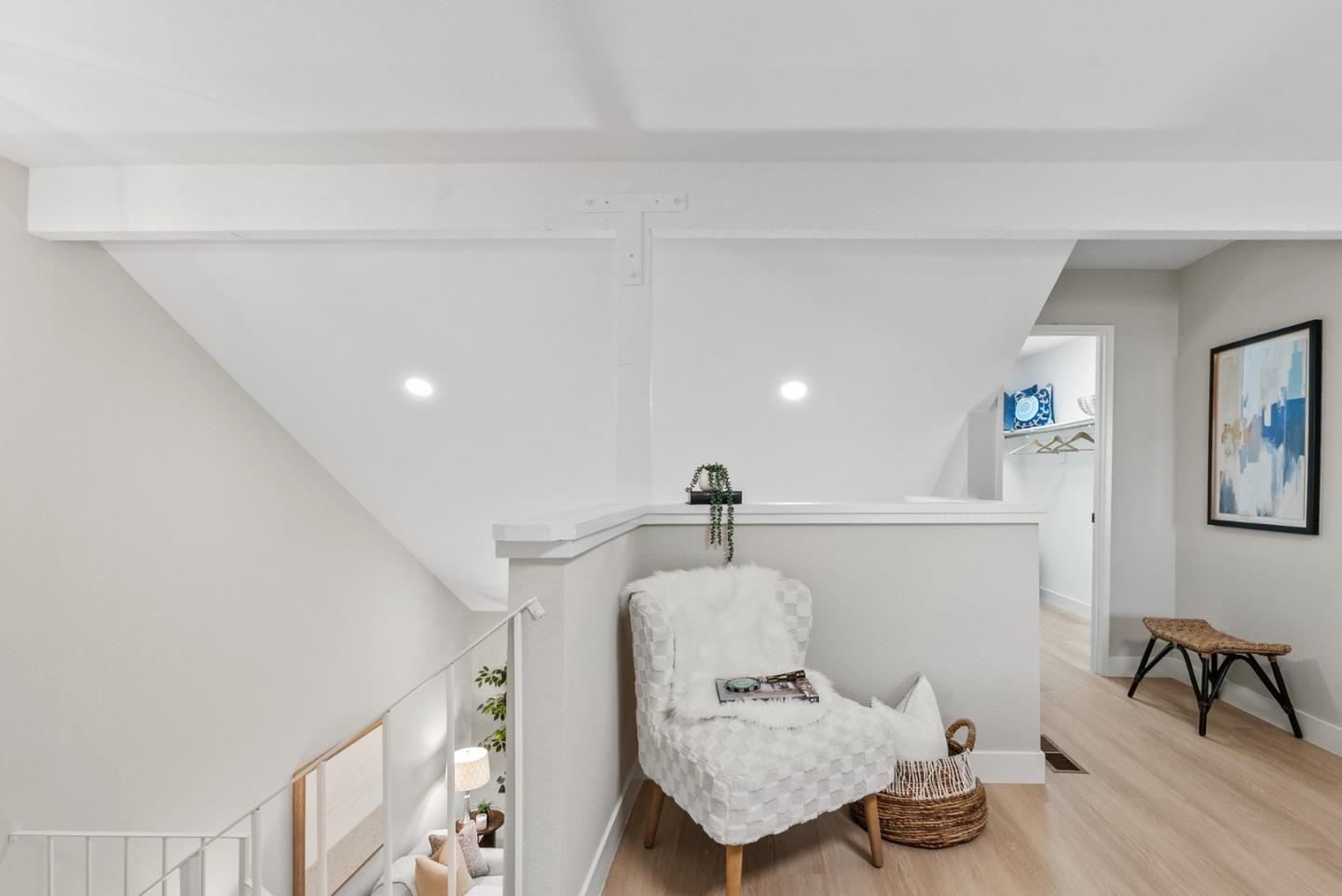 Detail Gallery Image 39 of 56 For 3179 Loma Verde Dr #2,  San Jose,  CA 95117 - 1 Beds | 1/1 Baths