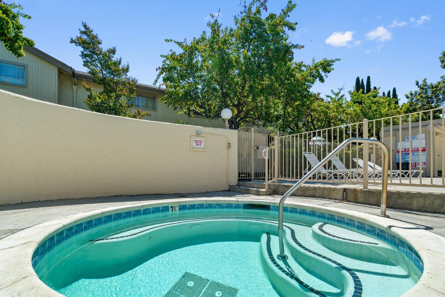 Detail Gallery Image 54 of 56 For 3179 Loma Verde Dr #2,  San Jose,  CA 95117 - 1 Beds | 1/1 Baths