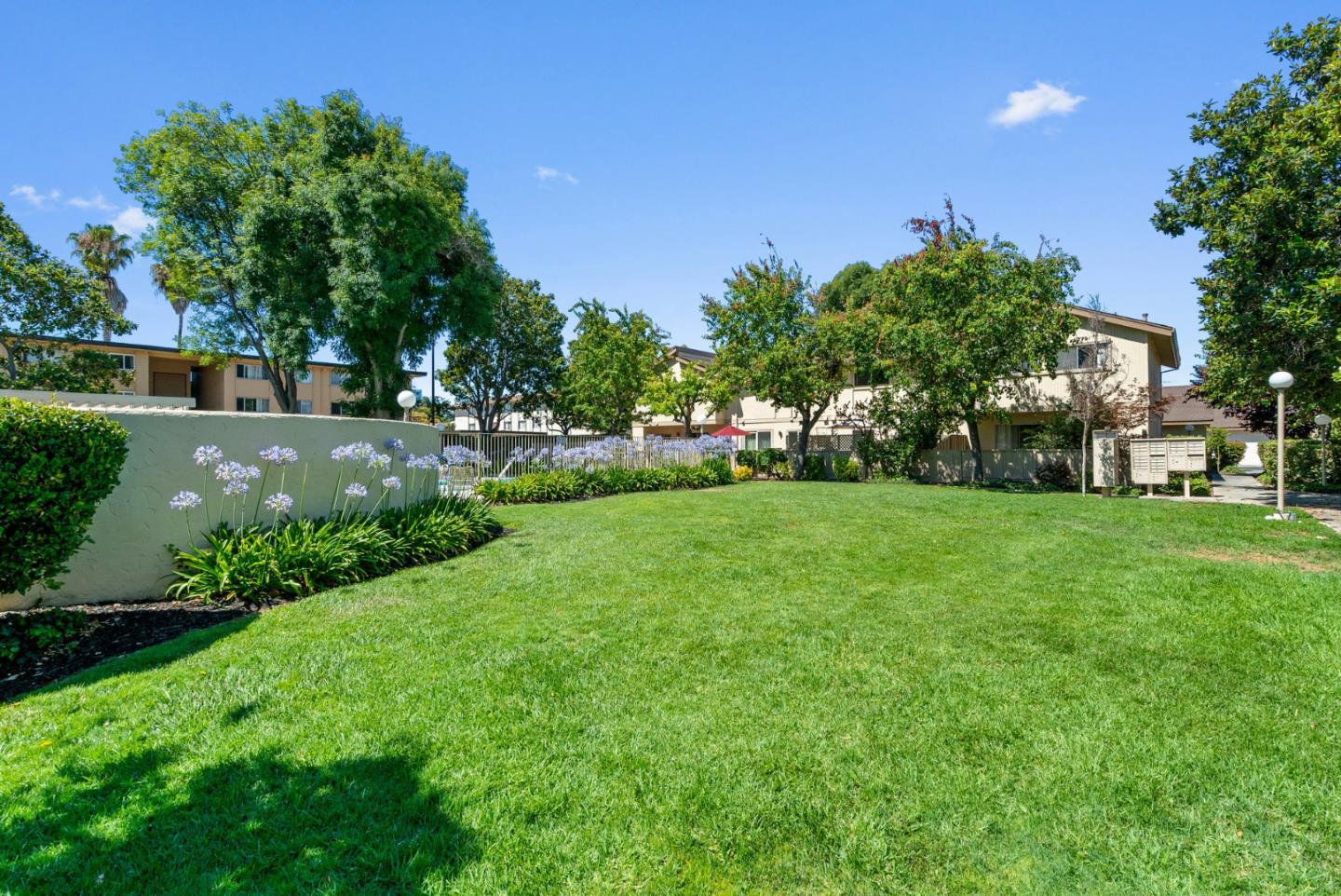 Detail Gallery Image 55 of 56 For 3179 Loma Verde Dr #2,  San Jose,  CA 95117 - 1 Beds | 1/1 Baths