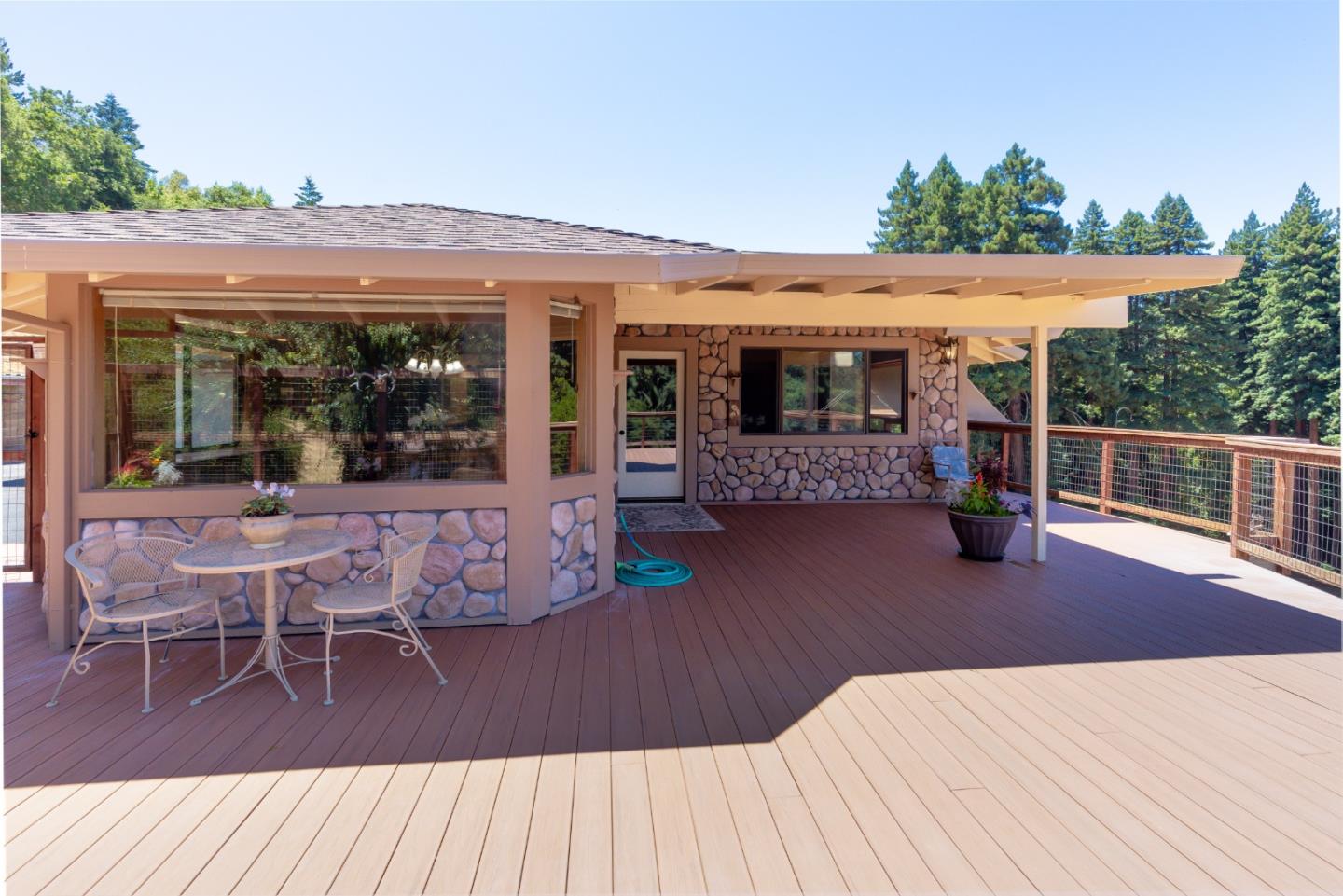 Detail Gallery Image 19 of 38 For 16400 Highway 9, Boulder Creek,  CA 95006 - 2 Beds | 2/1 Baths