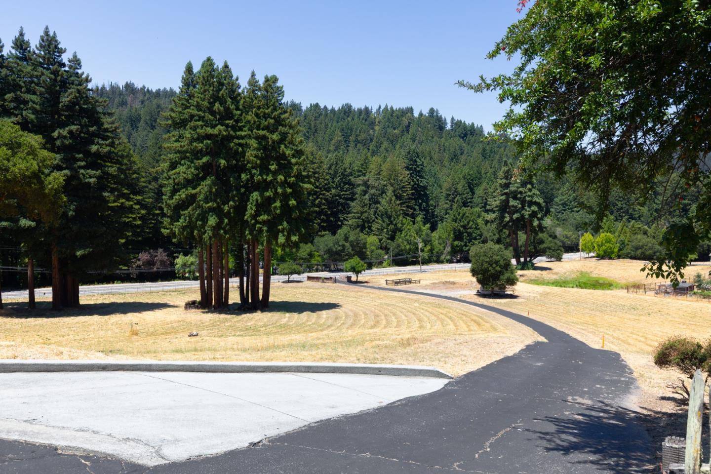 Detail Gallery Image 30 of 38 For 16400 Highway 9, Boulder Creek,  CA 95006 - 2 Beds | 2/1 Baths