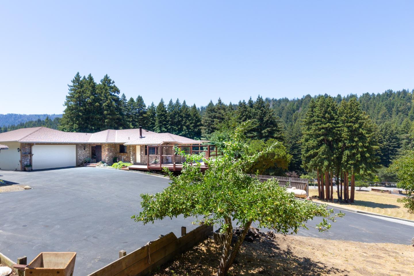 Detail Gallery Image 31 of 38 For 16400 Highway 9, Boulder Creek,  CA 95006 - 2 Beds | 2/1 Baths