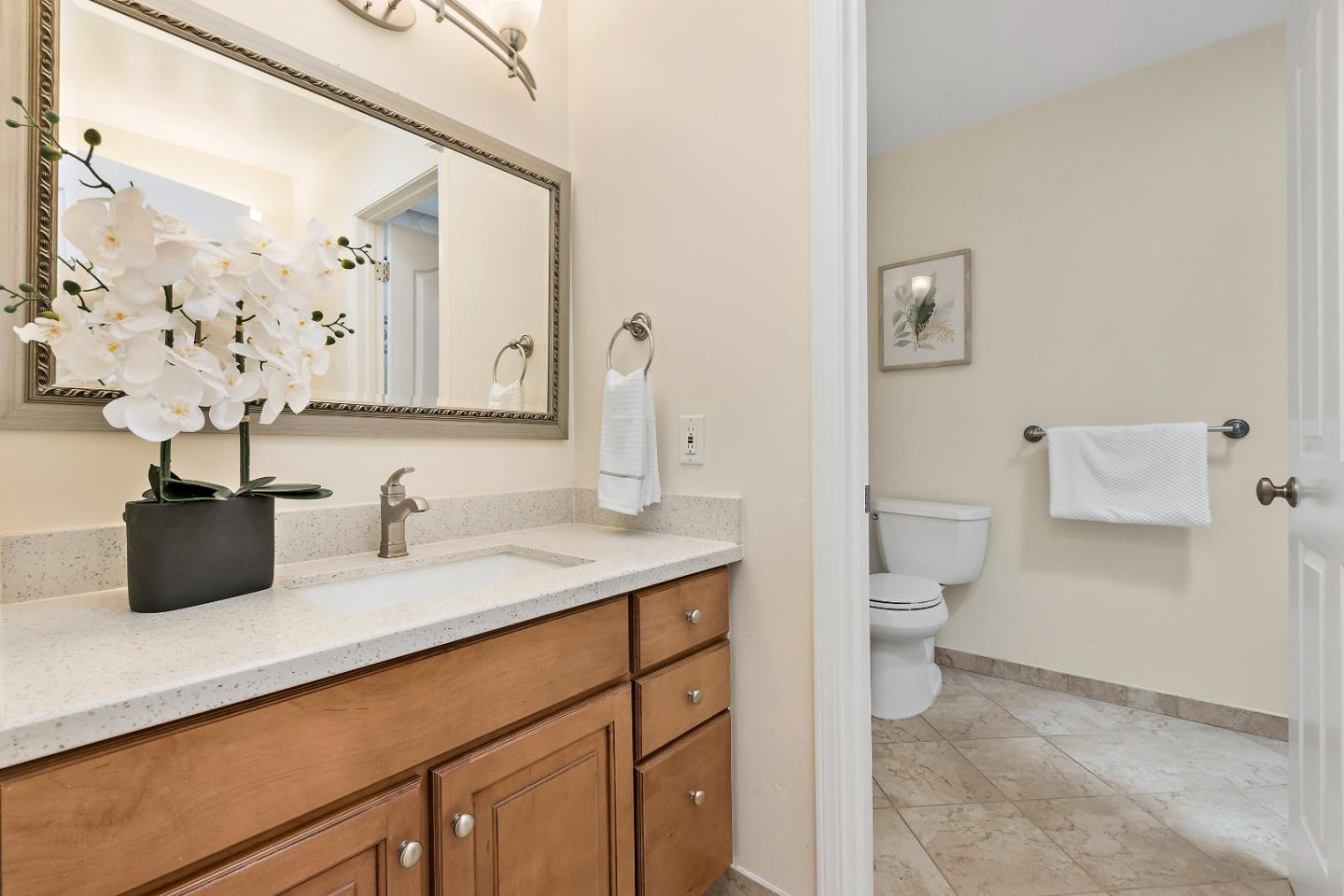 Detail Gallery Image 19 of 76 For 1152 Morton Ct, Mountain View,  CA 94040 - 4 Beds | 2/1 Baths