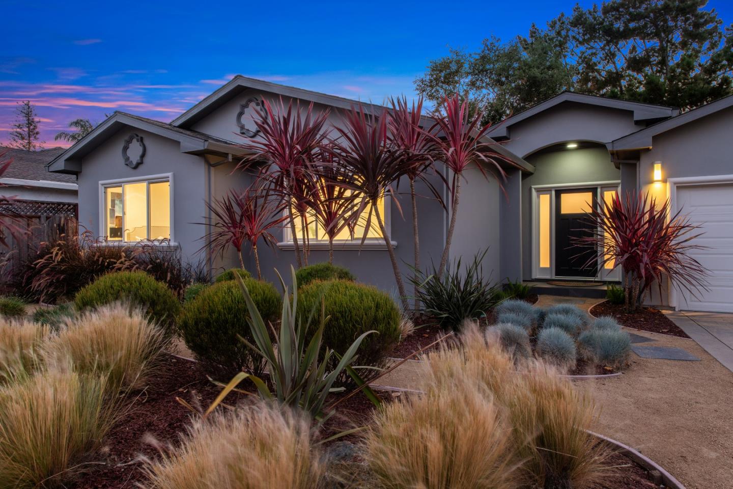 Detail Gallery Image 31 of 76 For 1152 Morton Ct, Mountain View,  CA 94040 - 4 Beds | 2/1 Baths