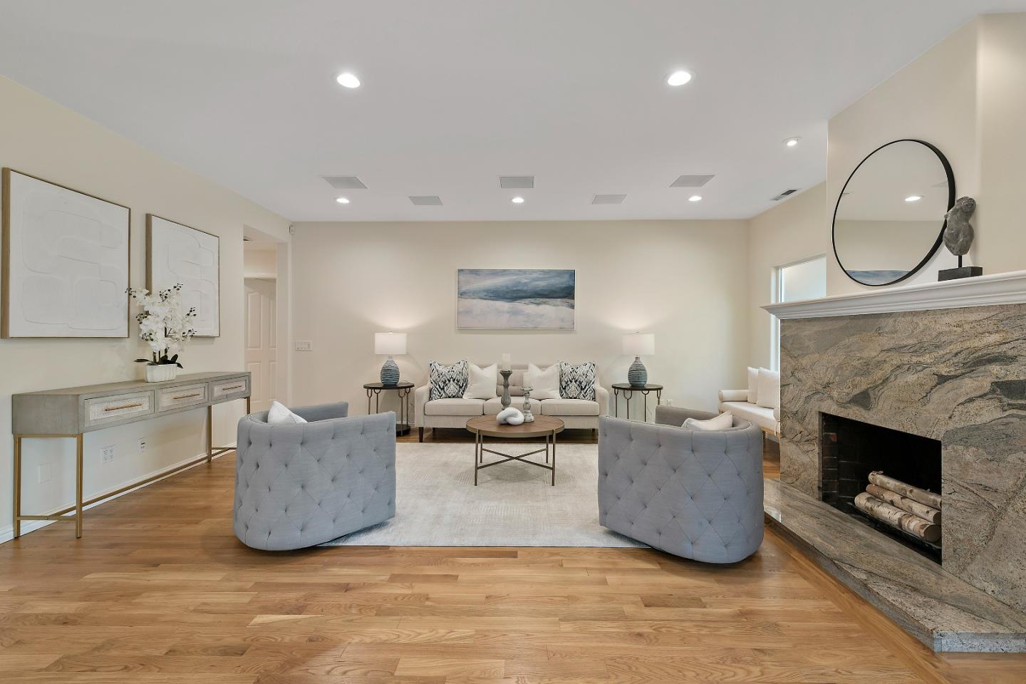 Detail Gallery Image 4 of 76 For 1152 Morton Ct, Mountain View,  CA 94040 - 4 Beds | 2/1 Baths