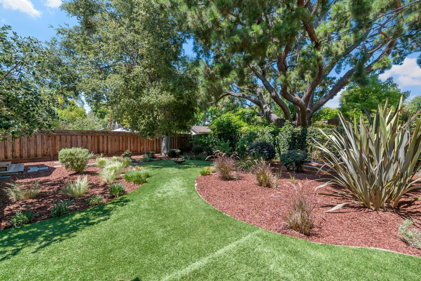 Detail Gallery Image 61 of 76 For 1152 Morton Ct, Mountain View,  CA 94040 - 4 Beds | 2/1 Baths