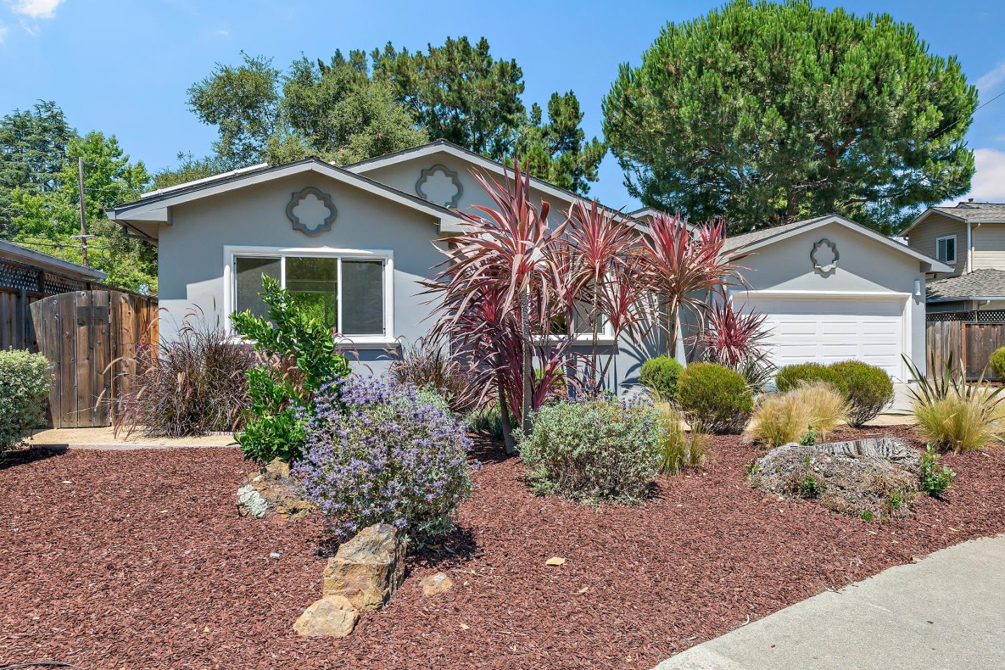 Detail Gallery Image 64 of 76 For 1152 Morton Ct, Mountain View,  CA 94040 - 4 Beds | 2/1 Baths