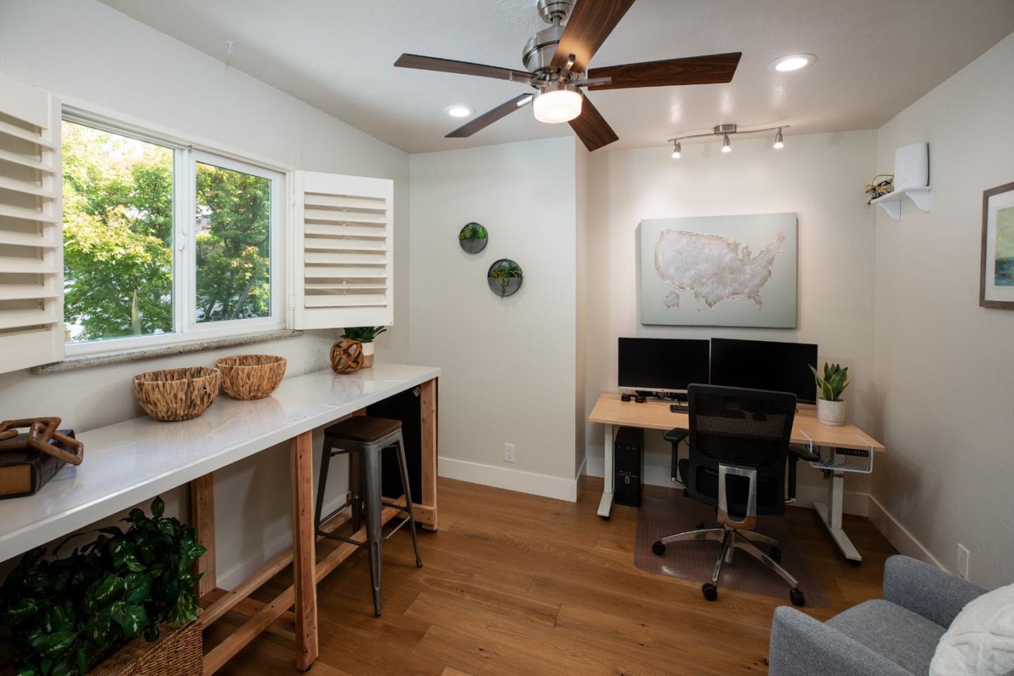 Detail Gallery Image 12 of 31 For 14470 Blossom Hill Rd, Los Gatos,  CA 95032 - 4 Beds | 2/1 Baths