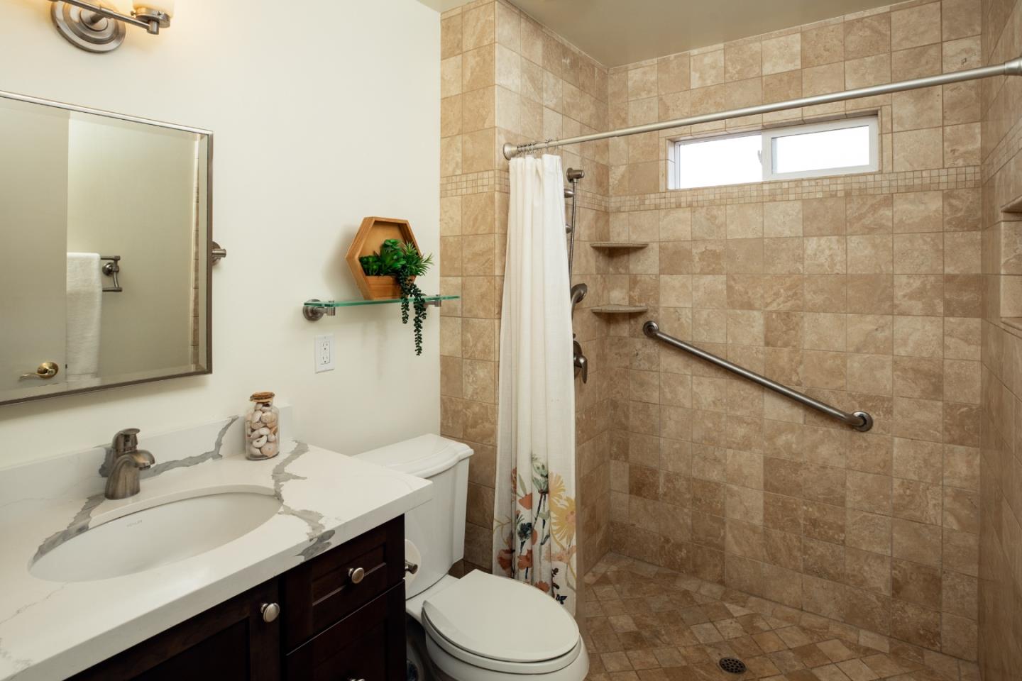 Detail Gallery Image 16 of 31 For 14470 Blossom Hill Rd, Los Gatos,  CA 95032 - 4 Beds | 2/1 Baths