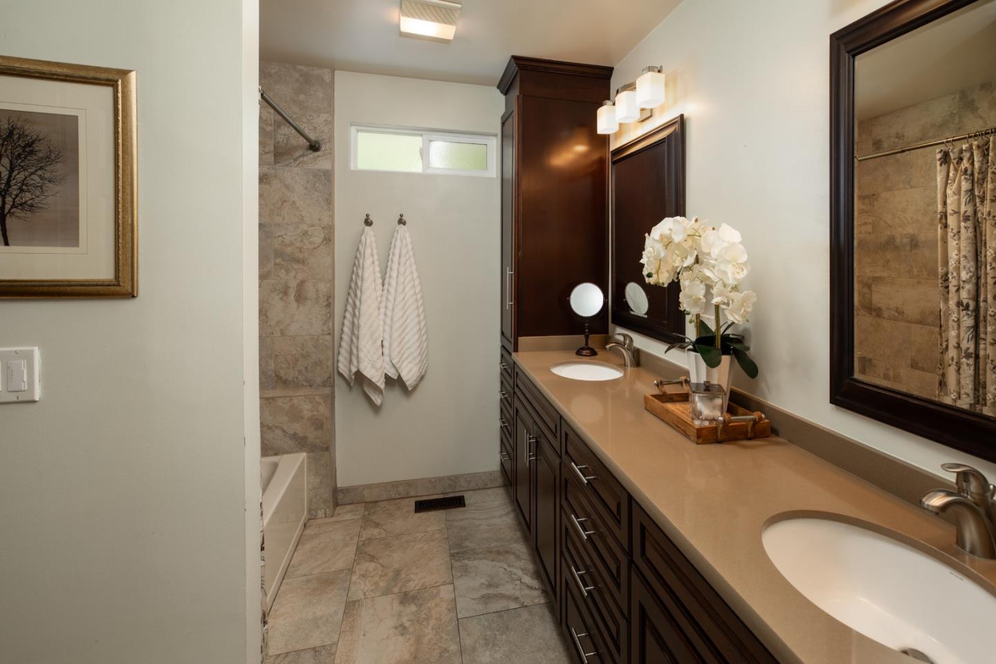 Detail Gallery Image 18 of 31 For 14470 Blossom Hill Rd, Los Gatos,  CA 95032 - 4 Beds | 2/1 Baths