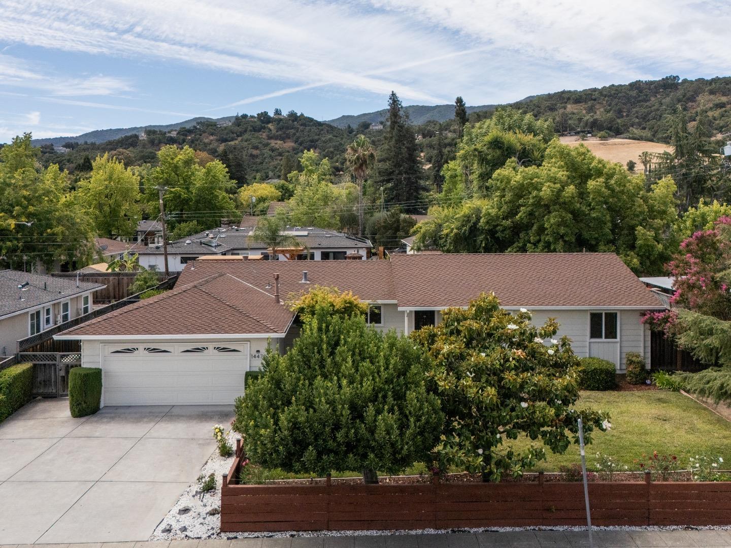 Detail Gallery Image 27 of 31 For 14470 Blossom Hill Rd, Los Gatos,  CA 95032 - 4 Beds | 2/1 Baths