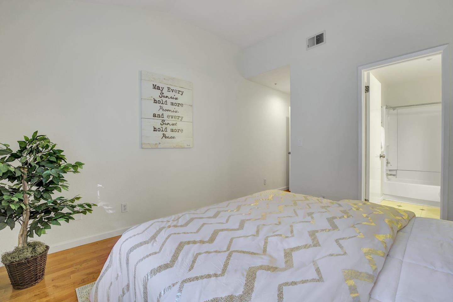 Detail Gallery Image 28 of 46 For 418 Galleria Dr #10,  San Jose,  CA 95134 - 3 Beds | 3 Baths