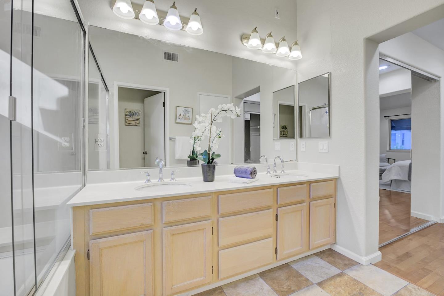 Detail Gallery Image 36 of 46 For 418 Galleria Dr #10,  San Jose,  CA 95134 - 3 Beds | 3 Baths